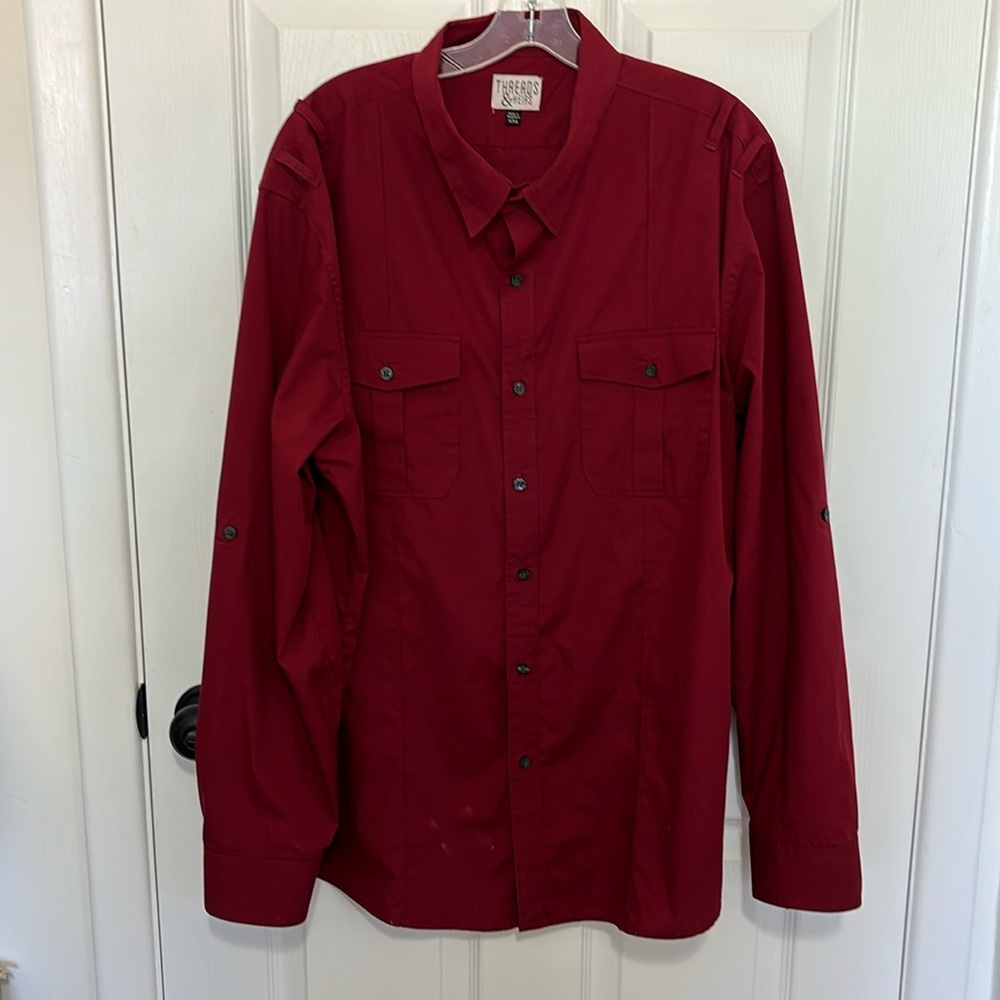 Threads & Heirs Classic Button Down Men's Burgundy Shirt Roll Up Sleeves